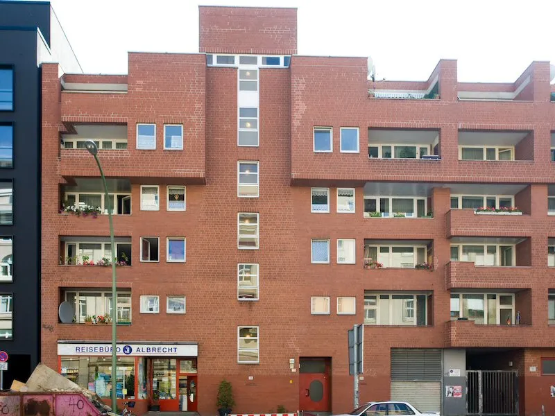 WBS erforderlich. 3-Zimmer mit Balkon in Schöneberg-Nord — photo 1